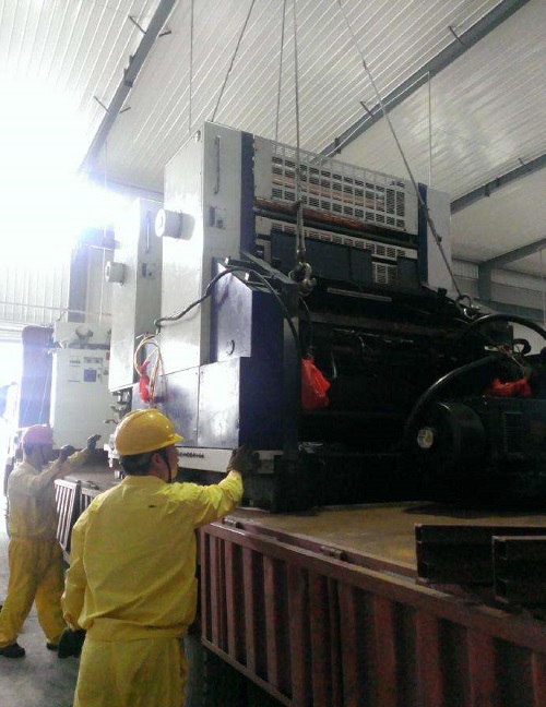 印刷設(shè)備.jpg 印刷設(shè)備.jpg